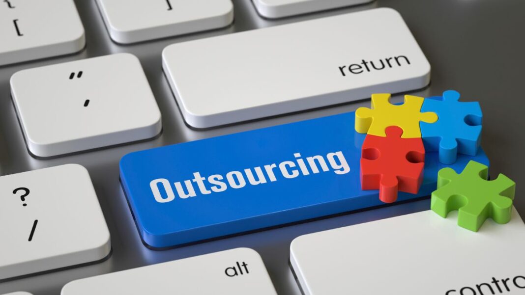 How to Choose the Right IT Outsourcing Partner